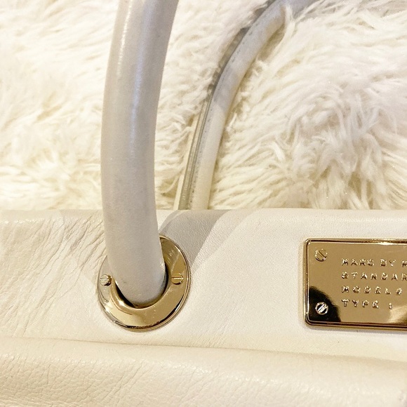 Marc By Marc Jacobs Leather Handbag - Picture 3 of 7